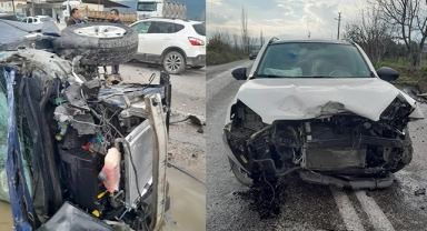 Feci kaza! Araçlar hurdaya döndü