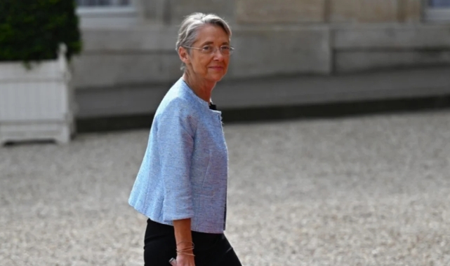 Fransa Başbakanı Elisabeth Borne istifa etti