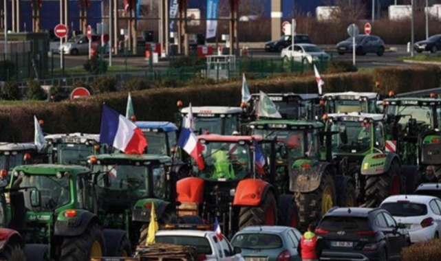 Fransa'da çiftçilerden benzeri görülmemiş protesto