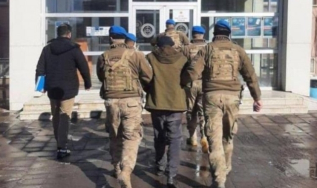 Hakkari'de PKK/KCK operasyonu: 2 şüpheli tutuklandı