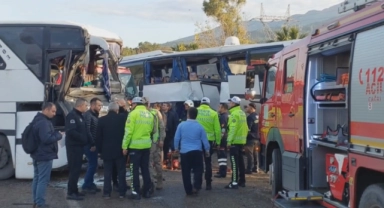 İşçi servisleri çarpıştı: Yaralılar var!