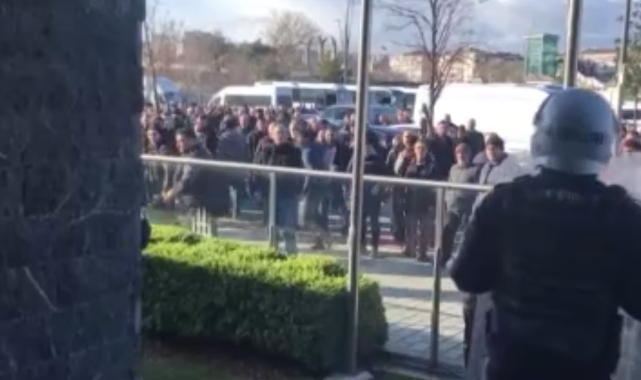 İstanbul'da zammı yetersiz bulan taksicilerden tepki!