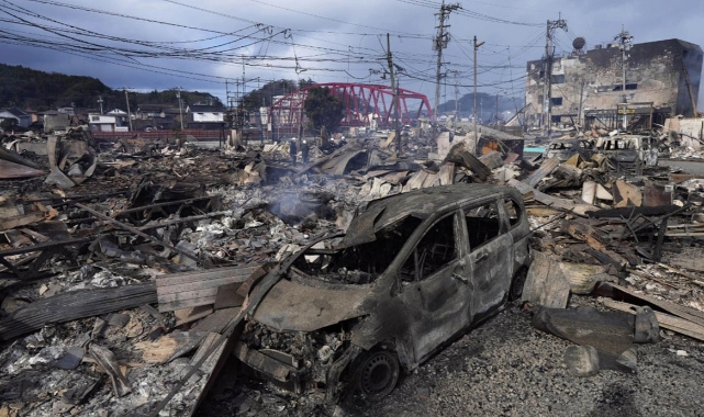 Japonya'da depremin bilançosu ağırlaşıyor