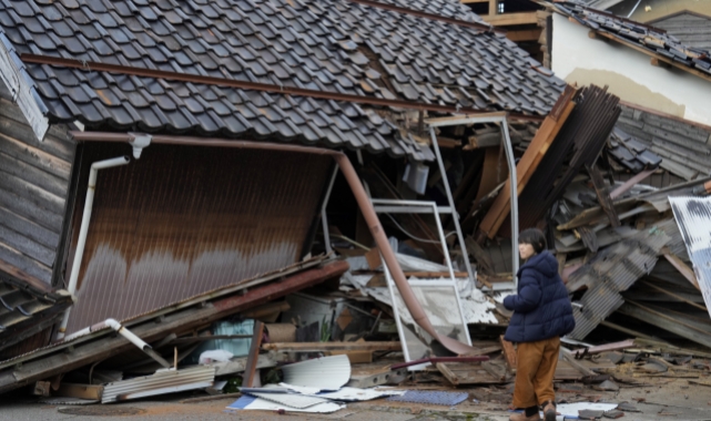 Japonya'daki depremlerde ölü sayısı 64'e yükseldi