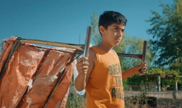Kağıt toplayan Adem'in hikayesini anlatan filme 9 uluslararası ödül