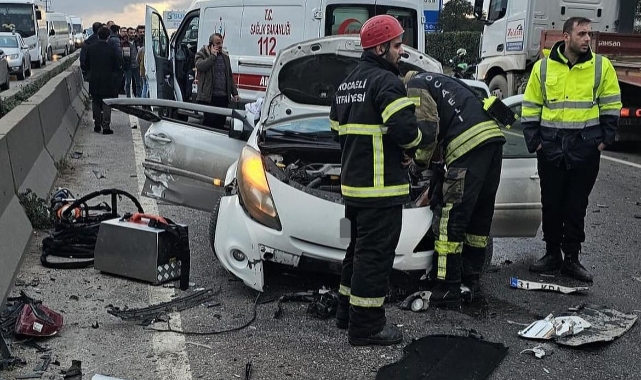 Kocaeli'de 4 araçlı zincirleme kaza