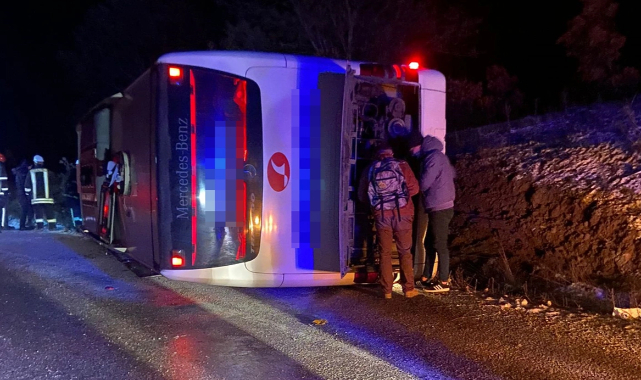 Kütahya'da yolcu otobüsü devrildi! 18 yaralı