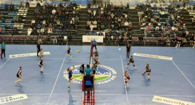 Ligin 13. haftasında Bozüyük Belediye: 0 Sakarya Voleybol: 3