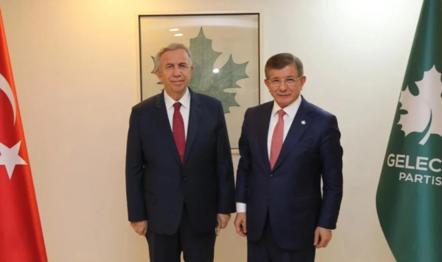 Mansur Yavaş, Ahmet Davutoğlu ile görüştü