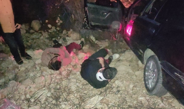 Mardin’de kontrolden çıkan otomobil şarampole devrildi: 5 yaralı