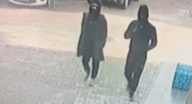 Maskeli kilise saldırganları kamerada!