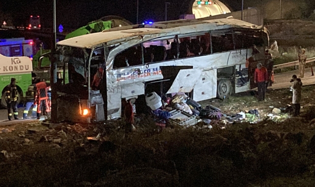 Mersin'de otobüs devrildi! 9 kişi öldü, 30 kişi yaralandı
