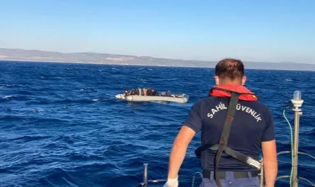 Midilli Adası kıyısında 2 göçmen ölü bulundu, 18 göçmen kurtarıldı