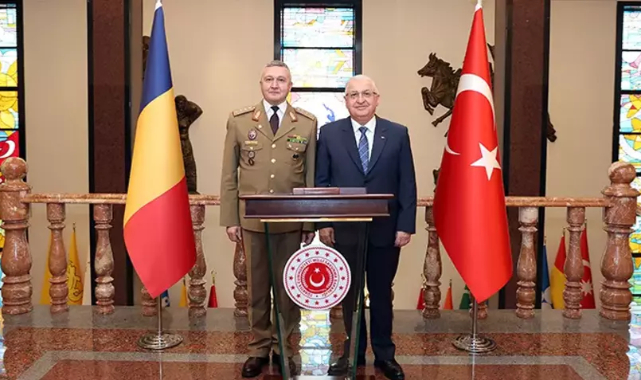 Milli Savunma Bakanı Güler, Vlad'ı kabul etti