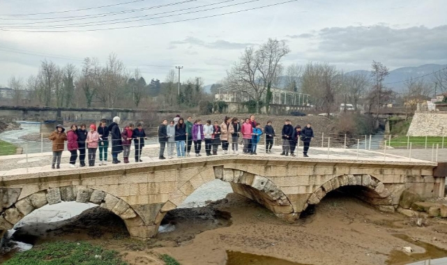 Öğrenciler tarihi yerleri gezdi