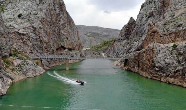 Ortadoğu’nun en uzun akarsuyu Fırat Nehri 3 ülkeye hayat veriyor