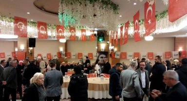 Osmangazi İlçe Başkanlığı'nda meclis üyeleri aday adayları tanıtıldı