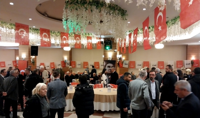 Osmangazi İlçe Başkanlığı'nda meclis üyeleri aday adayları tanıtıldı