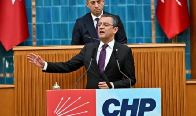 Özgür Özel grup toplantısında konuşuyor (CANLI İZLE)