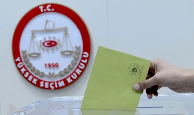 Partilerin oy pusulasındaki yerleri belli oluyor!