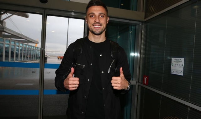 Rade Krunic, Fenerbahçe için İstanbul’da