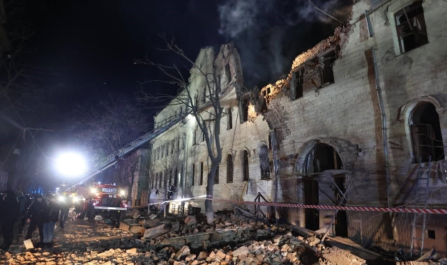 Rusya Harkov’da yerleşim bölgesini vurdu!