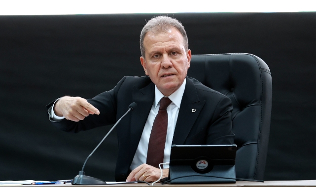 Seçer: "Yatırımlara süratle devam edeceğiz"