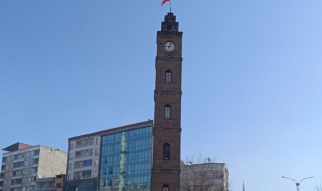 Siirt'te bin yıllık saat 5 yıl sonra yeniden çalıştırıldı