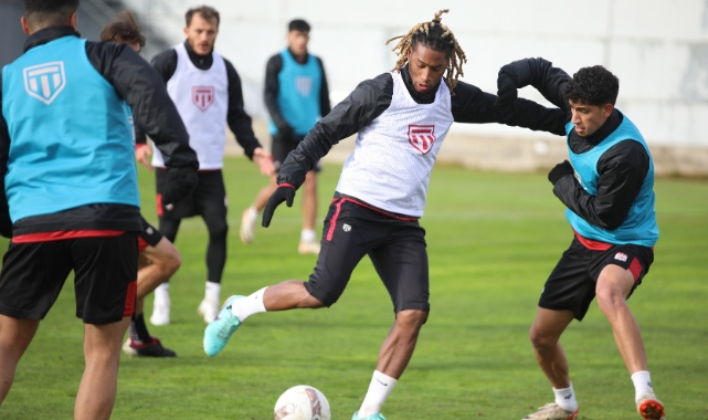 Sivasspor’da Kayserispor mesaisi sürüyor
