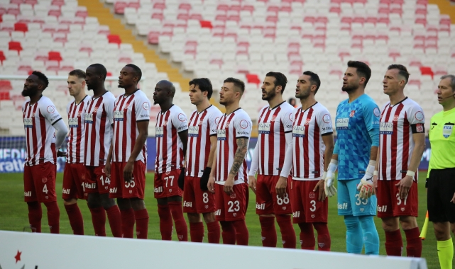 Sivasspor ligdeki 7. beraberliğini aldı