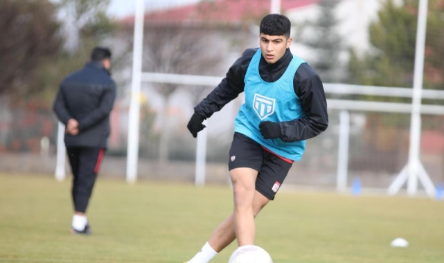 Sivasspor’un genç yıldızı Brentford’a gidiyor