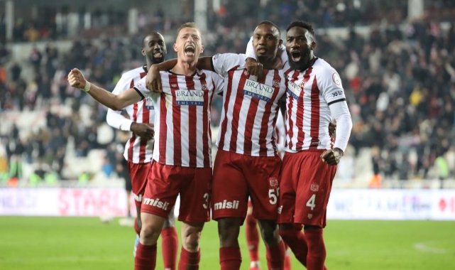 Sivasspor’un yenilmezlik serisi 3 maça çıktı