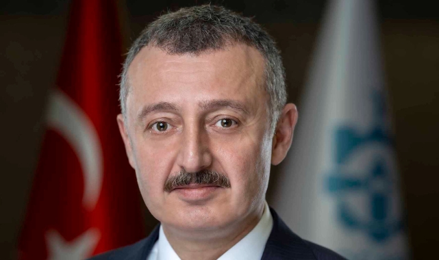 Tahir Büyükakın kimdir?