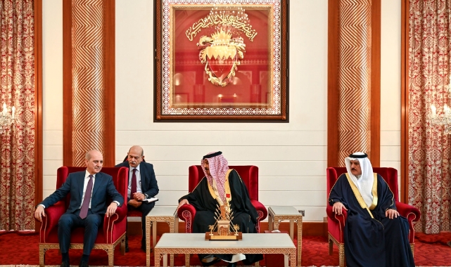 TBMM Başkanı Kurtulmuş, Bahreyn Kralı Al Khalifa ile görüştü