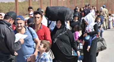 Türkiye'de Suriyelilerin en kalabalık olduğu il hangisi?