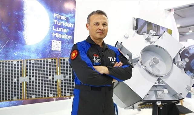 Türkiye'nin ilk astronotu Alper Gezeravcı için ünlülerin paylaşımı