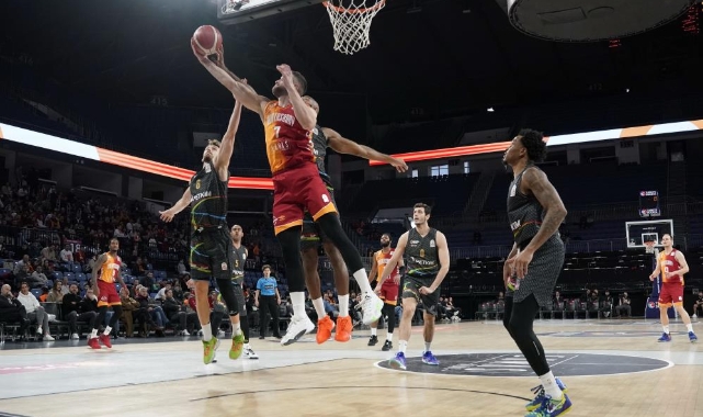 Türkiye Sigorta Basketbol Süper Ligi: Galatasaray: 90 - Aliağa Petkimspor: 88