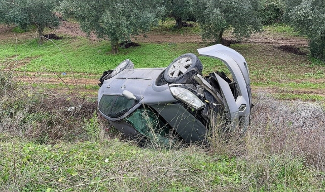 Virajı alamadı tarlaya uçtu