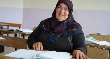 Yarım asır sonra okuma yazma öğrendi