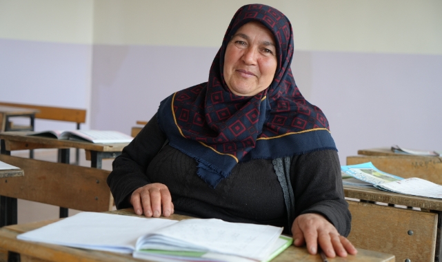 Yarım asır sonra okuma yazma öğrendi