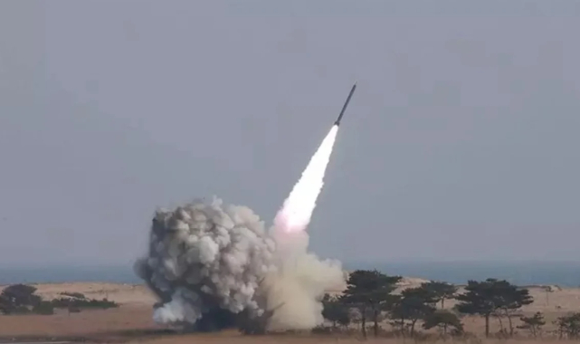Yemen açıklarında gemiye füze saldırısı