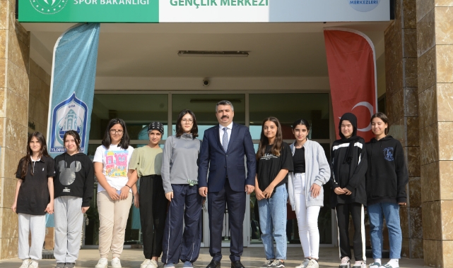 Yıldırım Gençlik Merkezi Kütüphanesi hizmete hazır