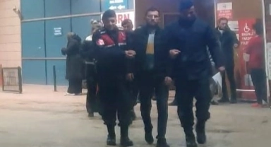 Zihinsel engelli oğlu tarafından öldürüldü, gözyaşlarıyla toprağa verildi