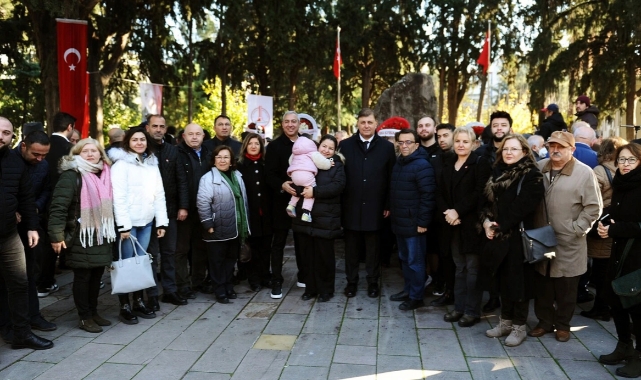 Zübeyde Hanım, kabri başında anıldı