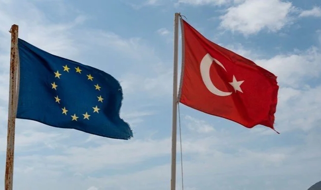 AB Komisyon Üyesi Varhelyi: AB terörle mücadelede Türkiye'nin yanında