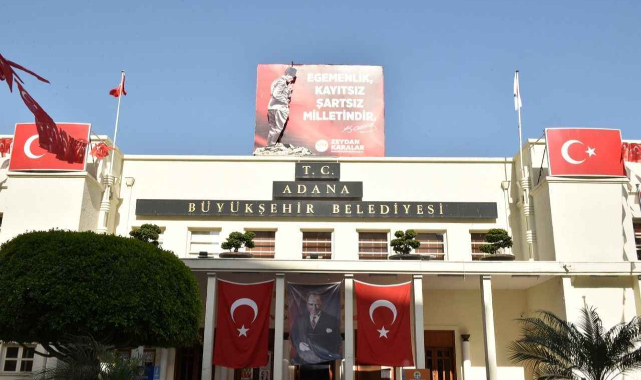 Adana Büyükşehir Belediyesi'nde silahlı saldırı!