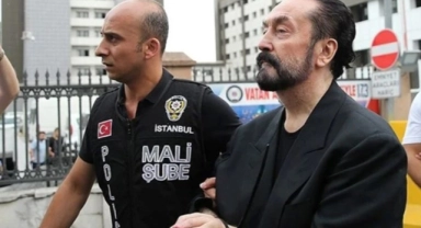 Adnan Oktar davasında mahkeme değişti