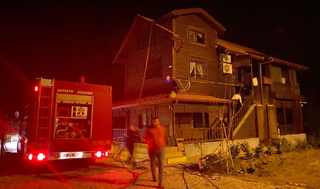 Ahşap yazlık evde çıkan yangın korkuttu