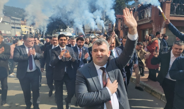 AK Parti Yenice’de gövde gösterisi yaptı