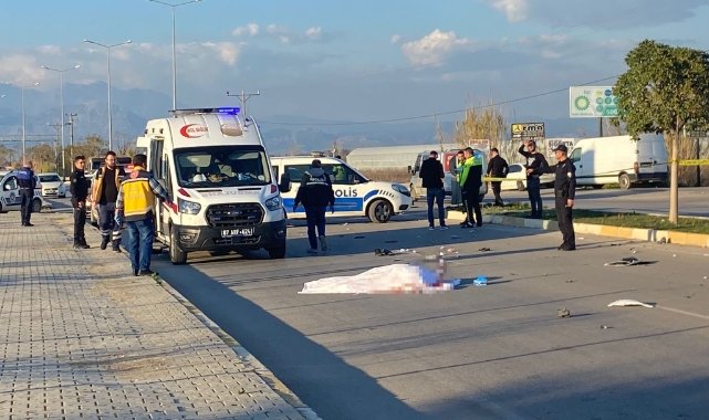 Ambulansın çarptığı motosiklet sürücüsü hayatını kaybetti